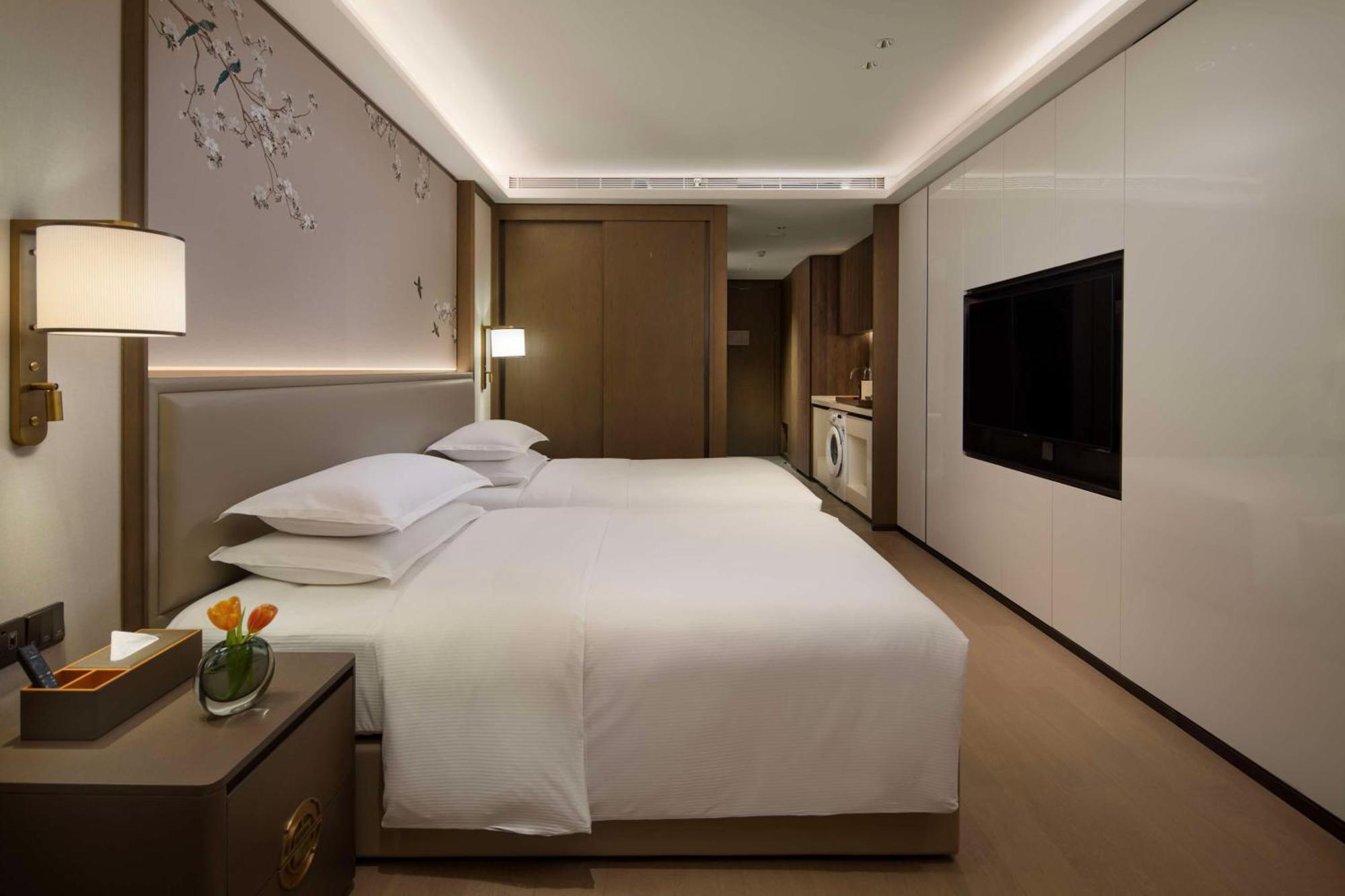 Yuexiu Hotel Guangzhou, Curio Collection By Hilton Dış mekan fotoğraf