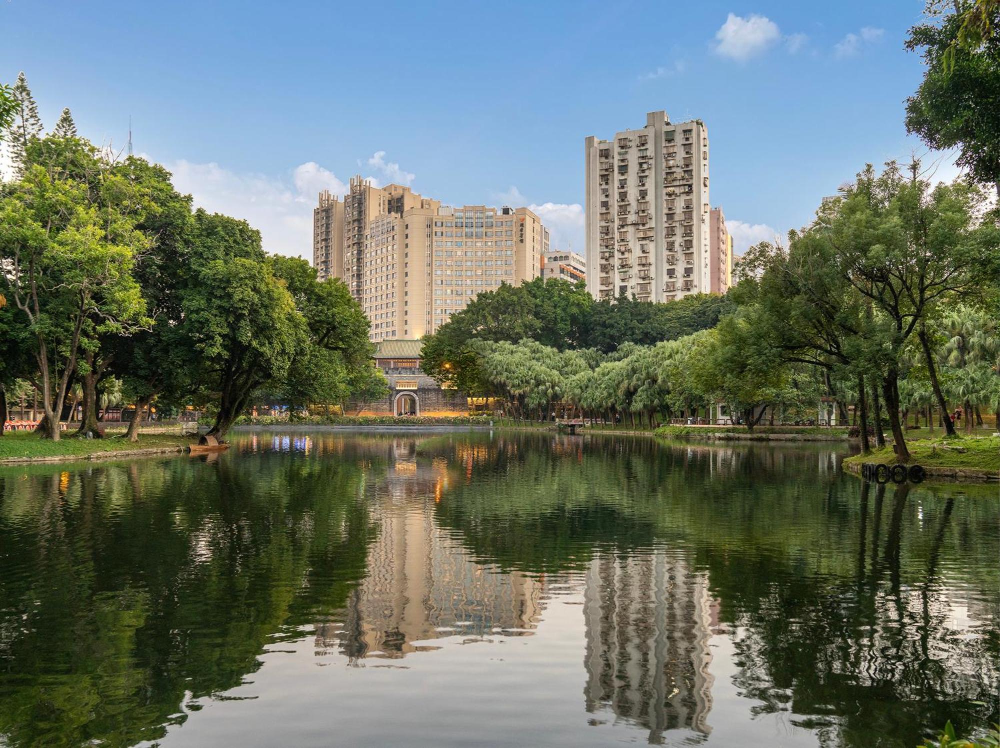 Yuexiu Hotel Guangzhou, Curio Collection By Hilton Dış mekan fotoğraf