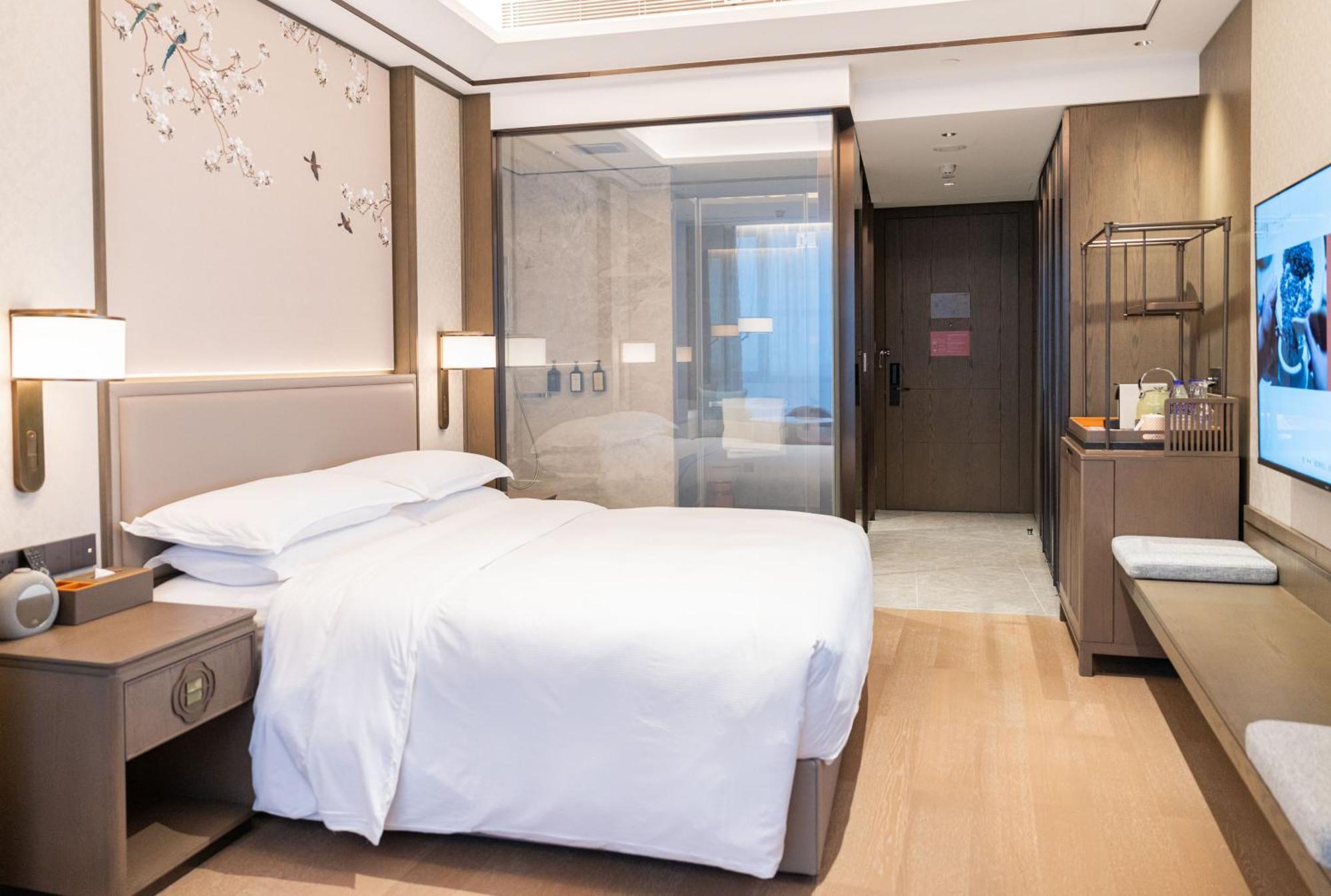 Yuexiu Hotel Guangzhou, Curio Collection By Hilton Dış mekan fotoğraf