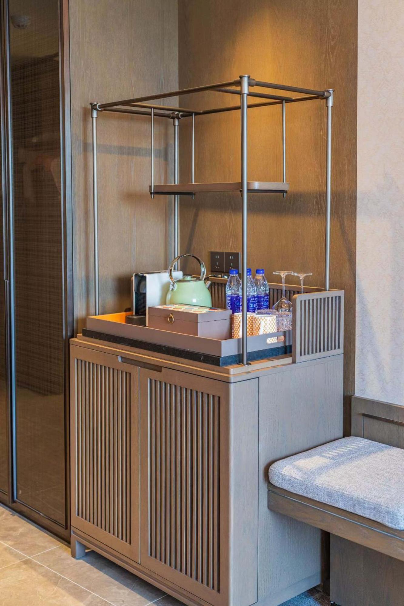 Yuexiu Hotel Guangzhou, Curio Collection By Hilton Dış mekan fotoğraf